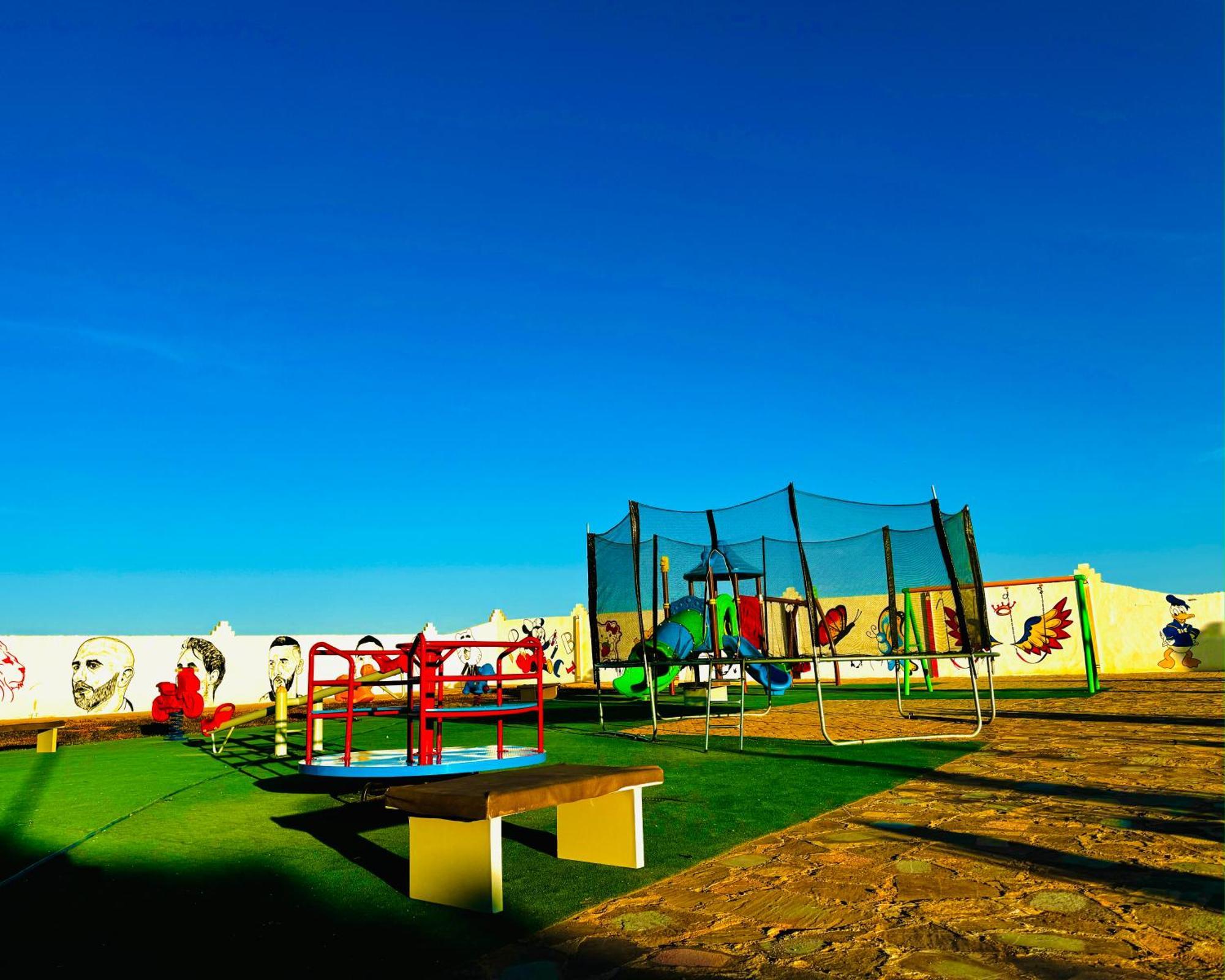 Bed and Breakfast Complexe L'Oasis Ерфуд Екстер'єр фото