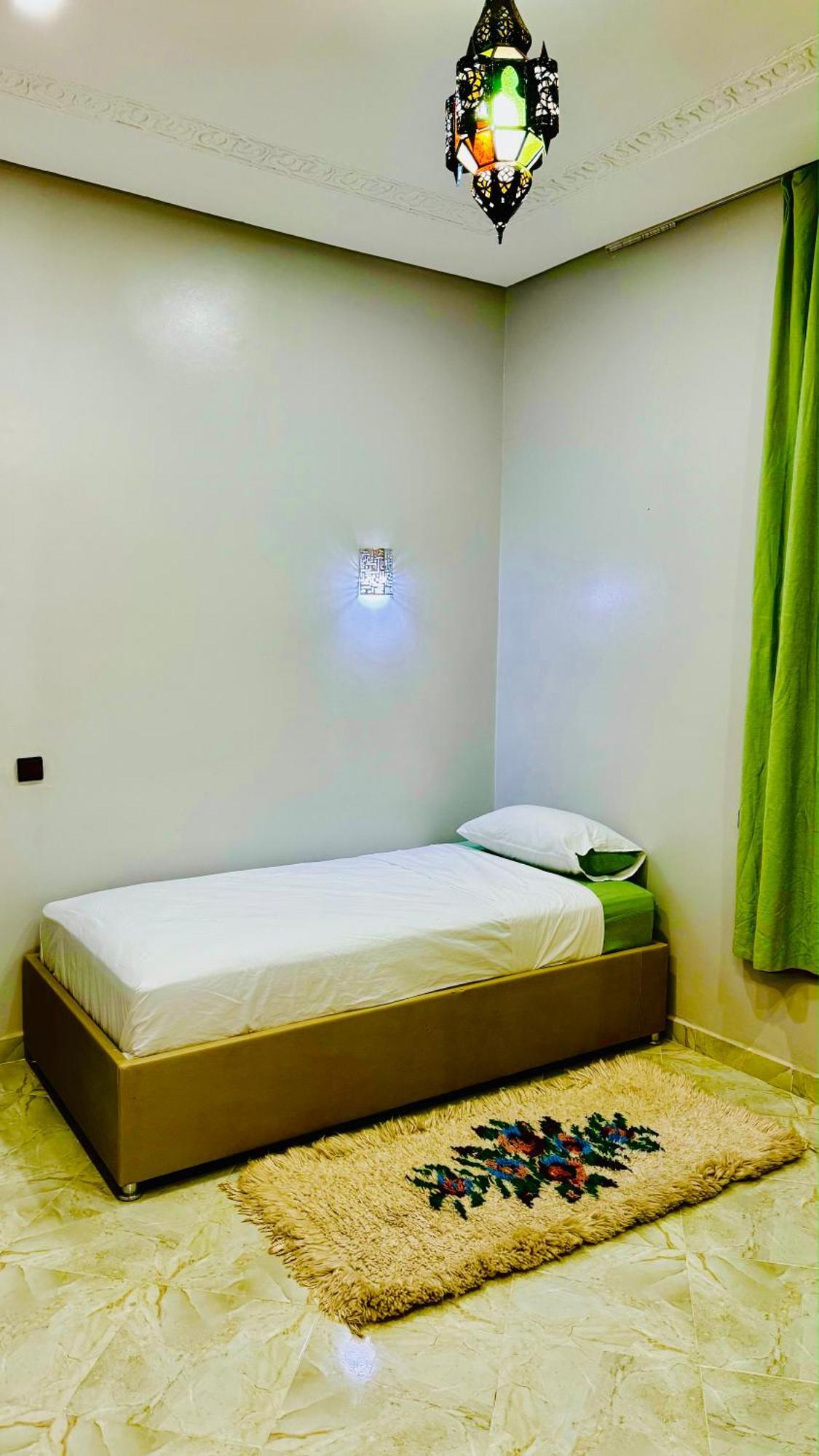 Bed and Breakfast Complexe L'Oasis Ерфуд Екстер'єр фото