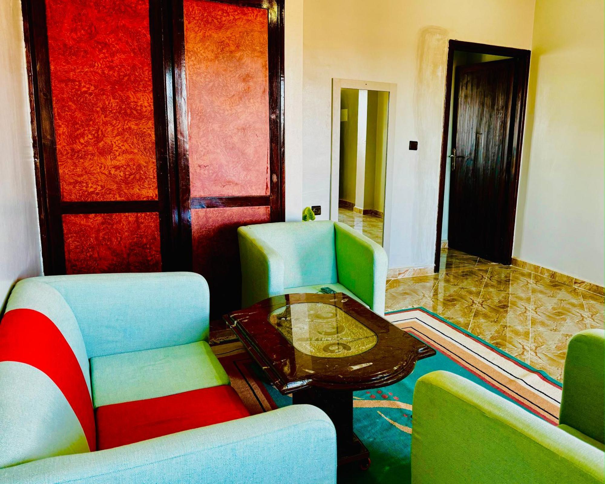 Bed and Breakfast Complexe L'Oasis Ерфуд Екстер'єр фото